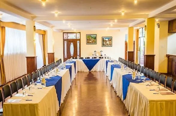 Mirasierra C.R.O.E. Hotel Quito
