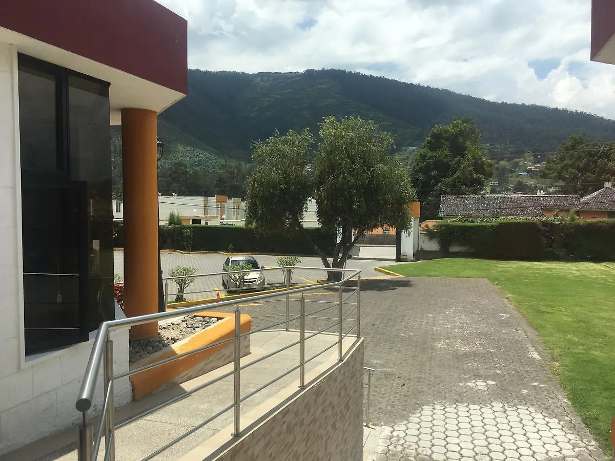 Mirasierra C.R.O.E. Hotel Quito